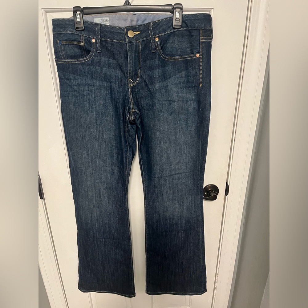 Gap Dark Blue curvy Jean